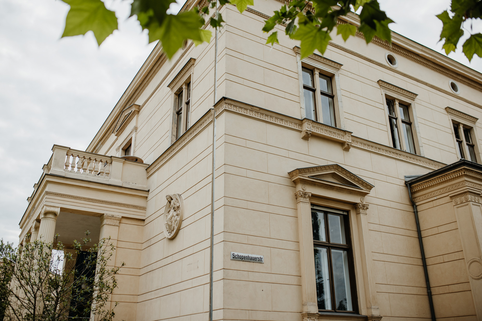 Herr von Lux Hochzeitsfotograf Potsdam Hochzeit Villa Arnim