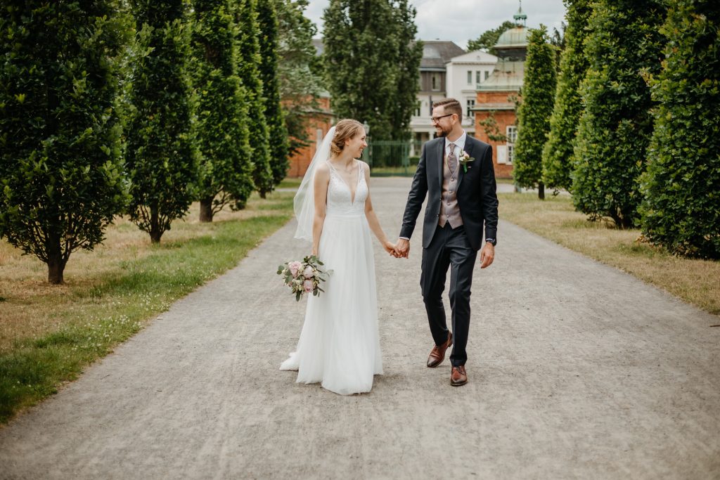 Herr von Lux Hochzeitsfotograf Potsdam Hochzeit Neuer Garten