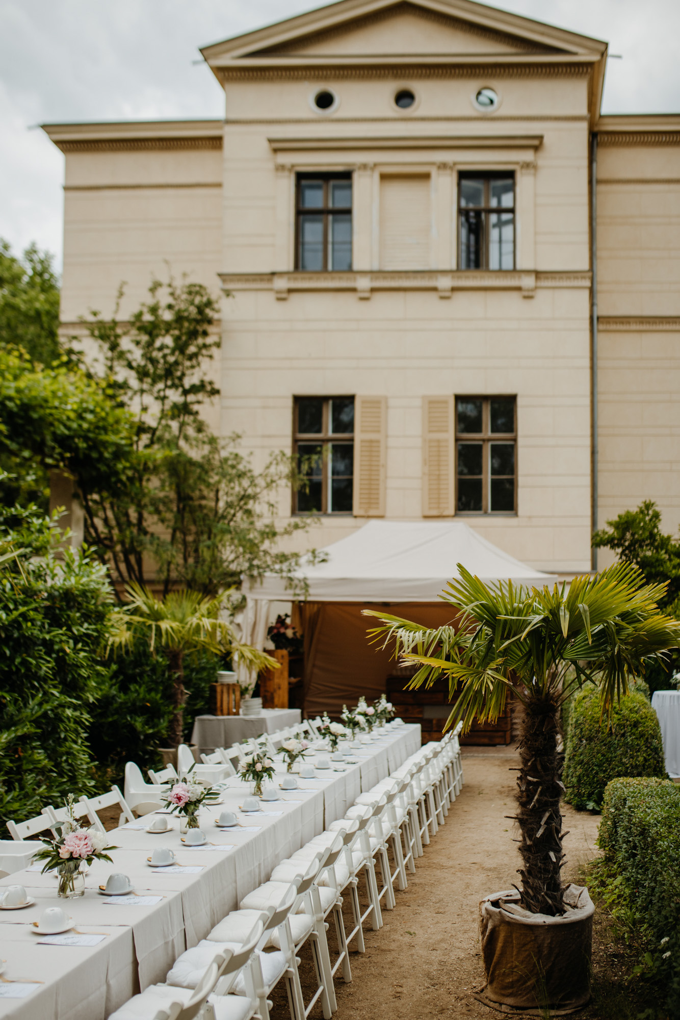 Herr von Lux Hochzeitsfotograf Potsdam Hochzeit Villa Arnim
