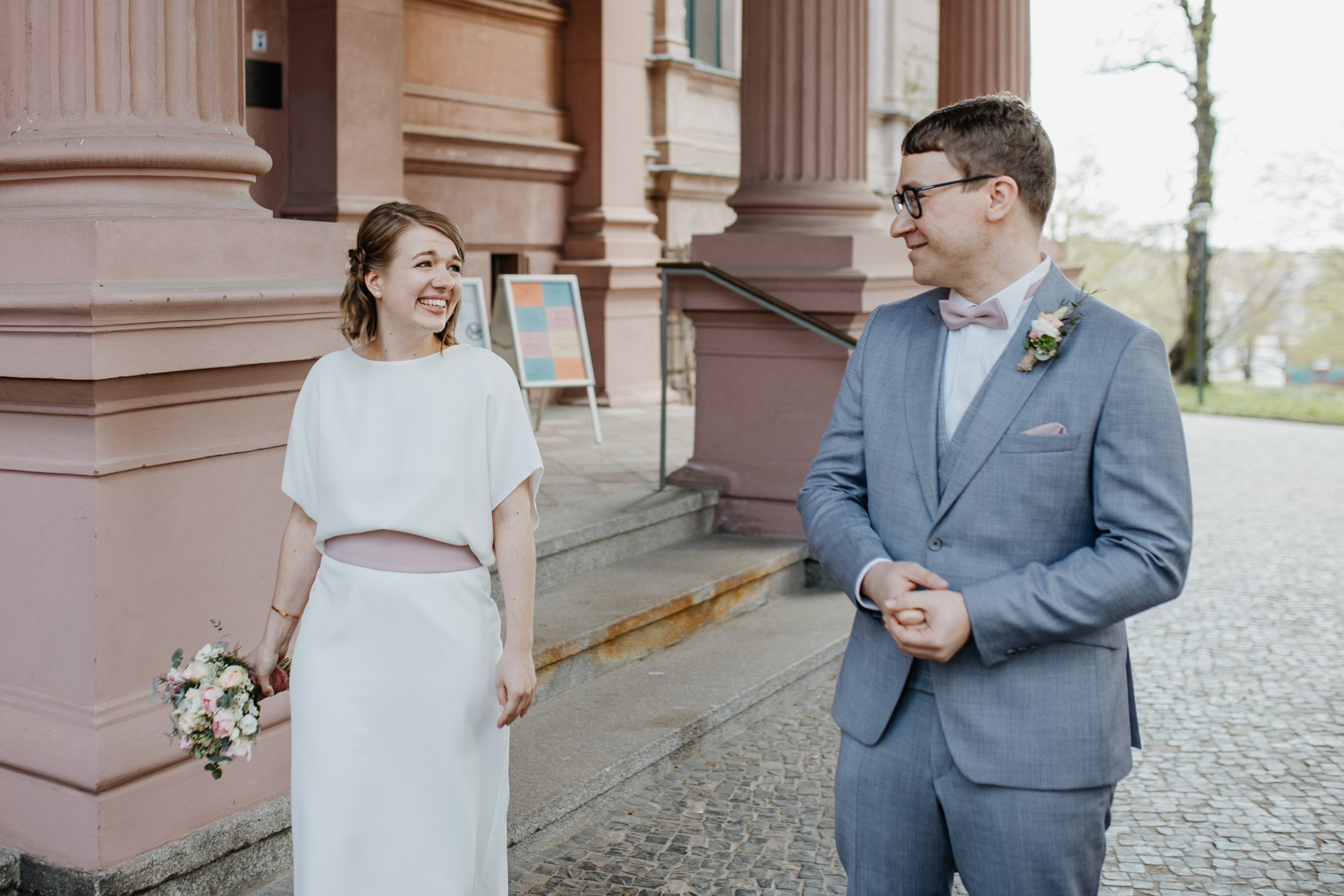 Herr von Lux Hochzeitsfotograf Potsdam Hochzeit Schloss Biesdorf Berlin