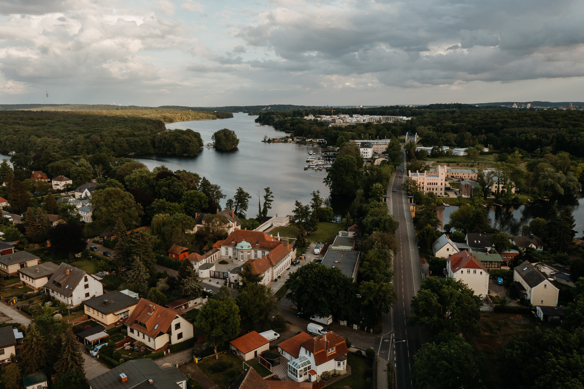 Herr von Lux Hochzeitsfotograf Potsdam Hochzeit Gästehaus am Lehnitzsee