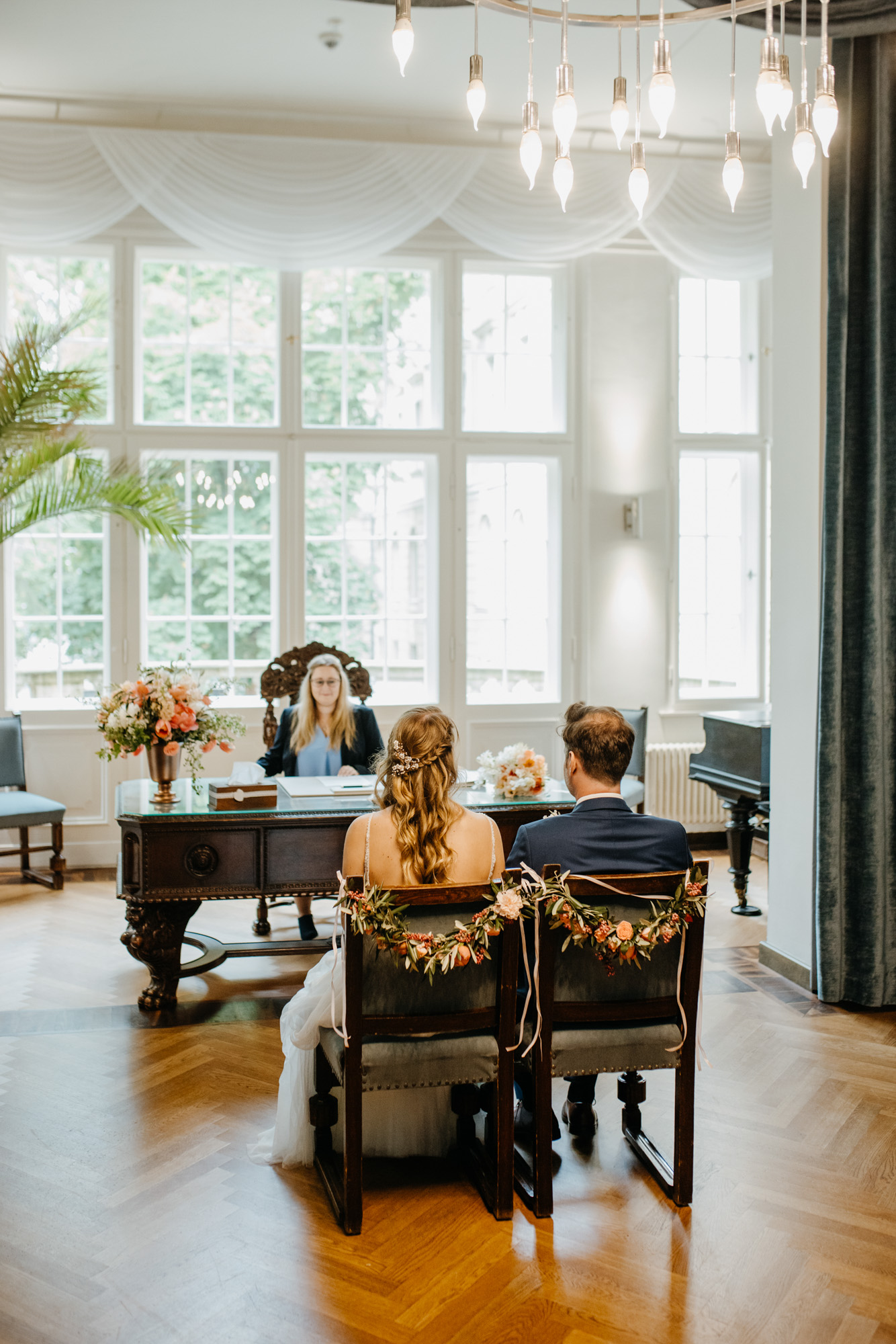Herr von Lux Hochzeitsfotograf Potsdam Hochzeit Standesamt Potsdam